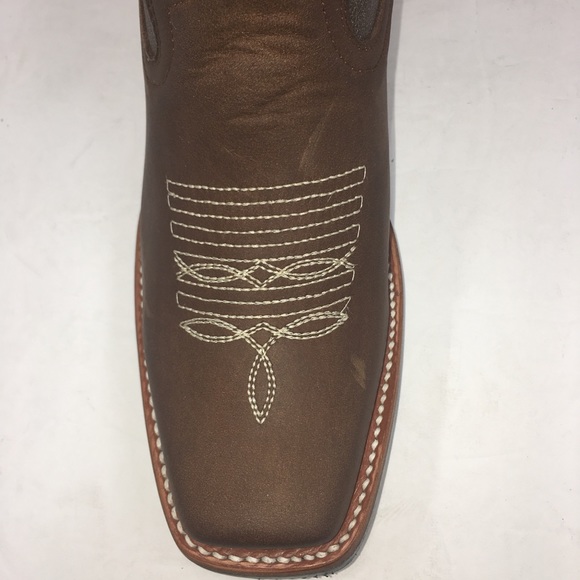 Women’s Cowgirl Boots Brown Color - Picture 6 of 8